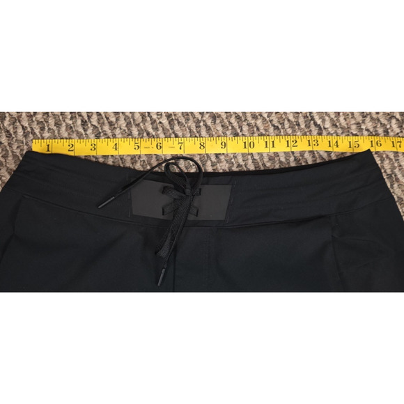 On Cloud Men’s Performance Hybrid 2in1 Running Short Blk M Gym Training Athletic - Picture 7 of 11